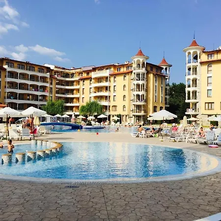 George - 3 Pools, 2 Bedrooms & 2 Bathrooms Apartment Sunny Beach