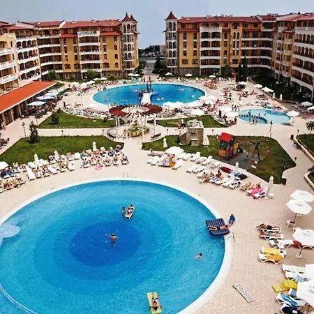 Apartment George - 3 Pools, 2 Bedrooms & 2 Bathrooms *