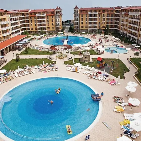 George - 3 Pools, 2 Bedrooms & 2 Bathrooms Apartment Slantschew brjag