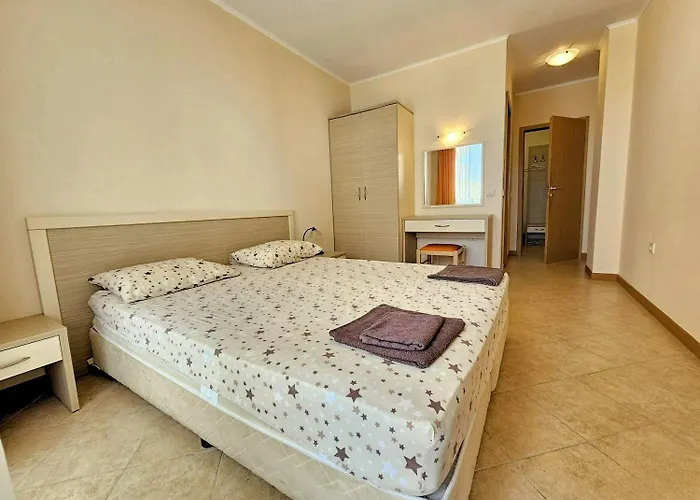 George - 3 Pools, 2 Bedrooms & 2 Bathrooms 公寓 *